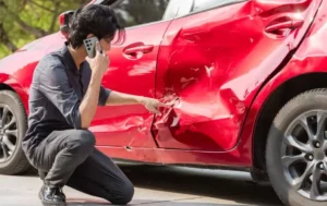 Auto Incidentata in Ticino: Conviene Riparare o Vendere?